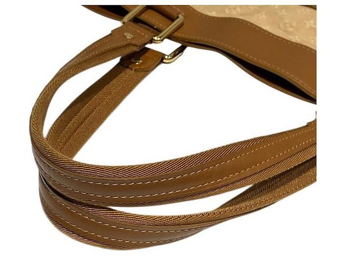 Saco Tote Mini Louis Vuitton Lucille GM Monogram - vista 6