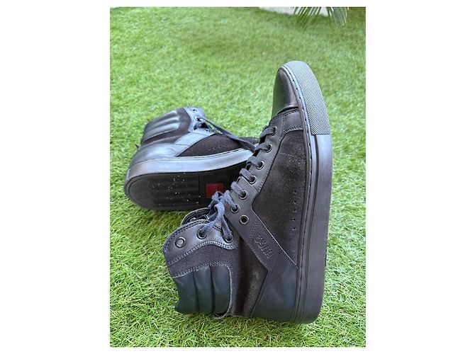 Hugo Boss Baskets Montantes Cuir et Daim Noir - vue 4