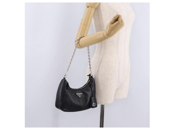 Re-Edition Bolso de hombro PRADA de piel negro plata 1BH204 - vista 24