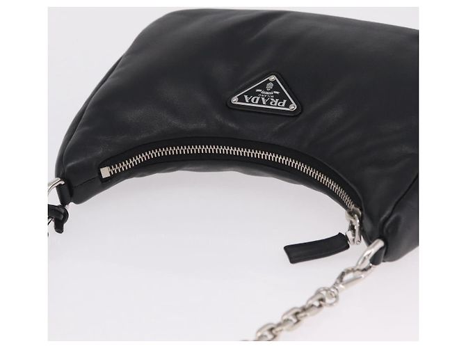Re-Edition Bolso de hombro PRADA de piel negro plata 1BH204 - vista 6