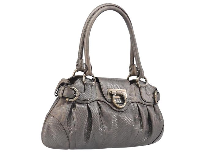 Borsa a mano Salvatore Ferragamo Gancini effetto coccodrillo Silver Gold - vista 26