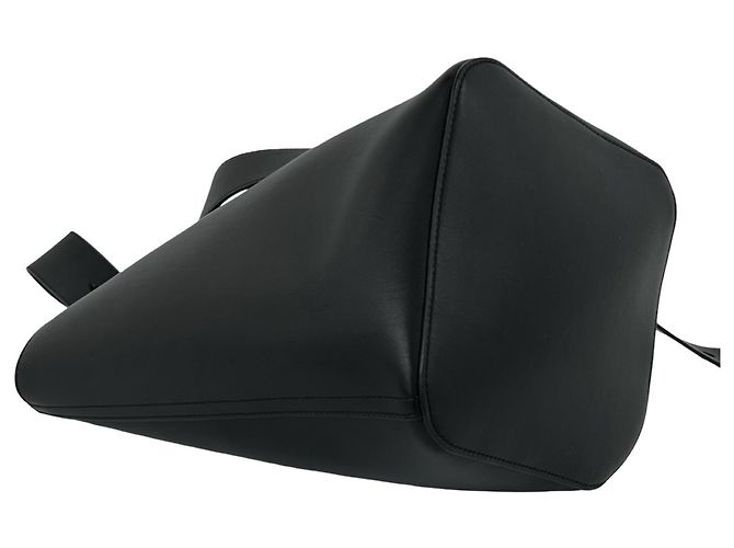 Loewe Pebble Bucket Schultertasche aus Leder - Ansicht 7