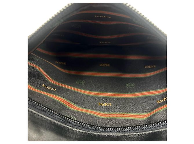 Loewe Vintage Anagram Logo Schultertasche aus Leder - Ansicht 10