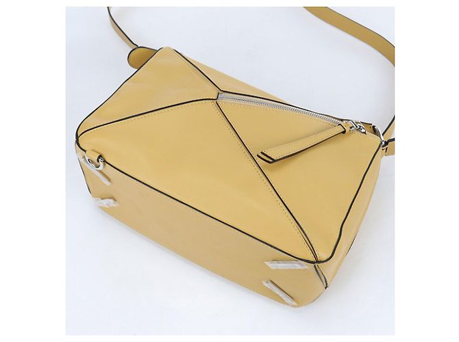 Loewe Medium Puzzle Handbag - view 2