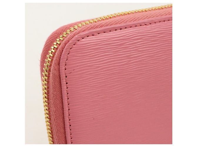 Portefeuille long Prada en rose - vue 7