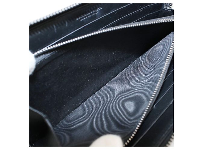 Bottega Veneta Long Wallet in Black Leather - view 4