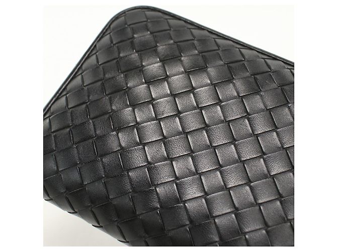Bottega Veneta Long Wallet in Black Leather - view 9