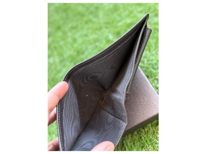 Gucci GG Supreme Canvas Bi-fold Wallet Brown - view 5