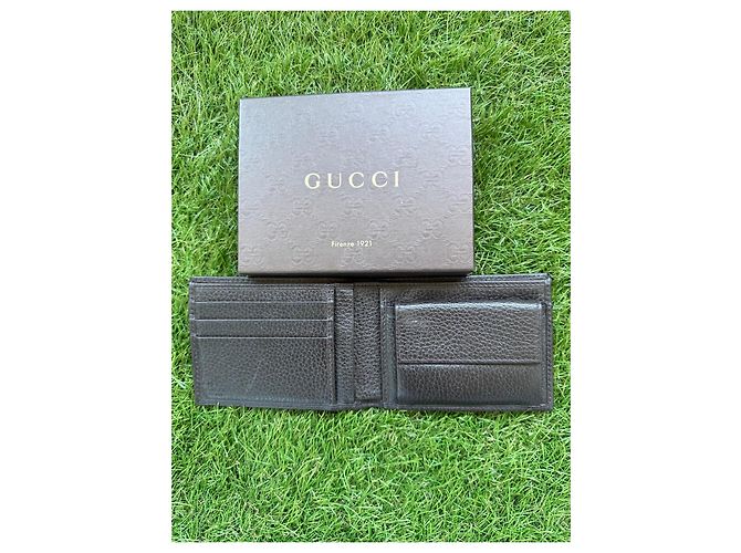 Gucci GG Supreme Canvas Bi-fold Wallet Brown - view 6