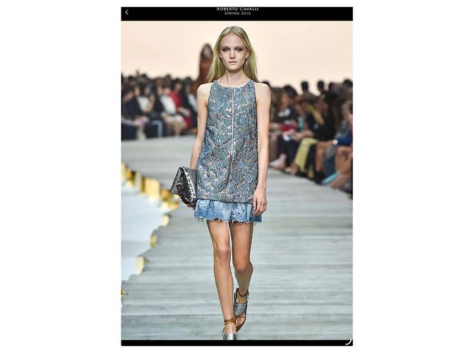 Abito Roberto Cavalli Primavera 2015 in Broccato e Denim - vista 2