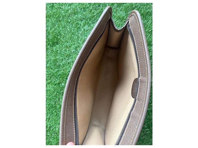 Pochette Gucci GG Supreme Monogram Marrone - vista 3
