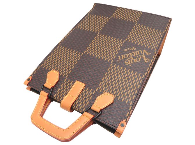 Louis Vuitton Mini Tote NIGO Collaboration - vista 4