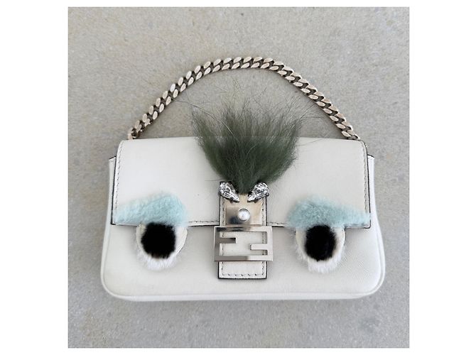 Fendi Micro Buggie Monster Baguette - Printemps/Été 2015 - vue 4