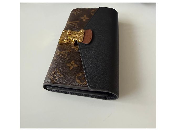 Louis Vuitton Pallas Monogram canvas and Black Leather Wallet - view 5