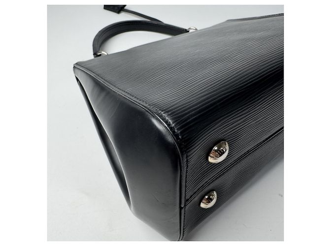 Sac à main Louis Vuitton Epi Cluny BB - vue 16
