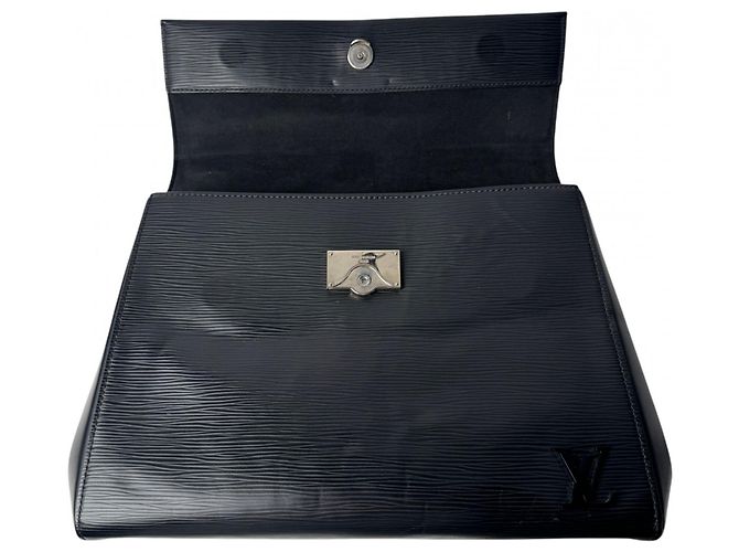 Sac à main Louis Vuitton Epi Cluny BB - vue 8