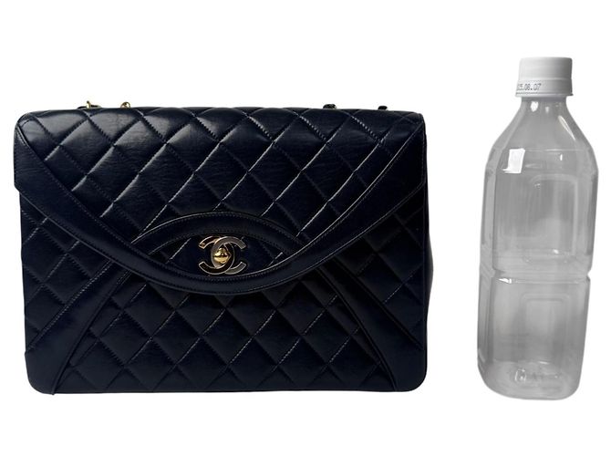 Bolsa de Ombro Chanel Matelassé Paris Limited Edition Coco Mark Chain - vista 14