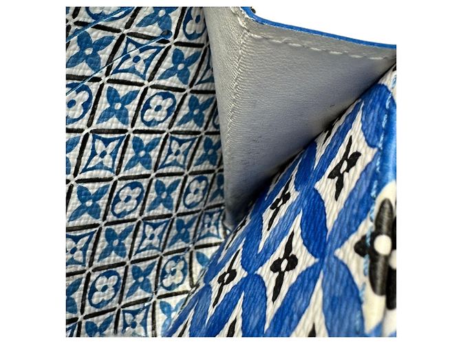 Louis Vuitton Zippy Coin Purse - view 14