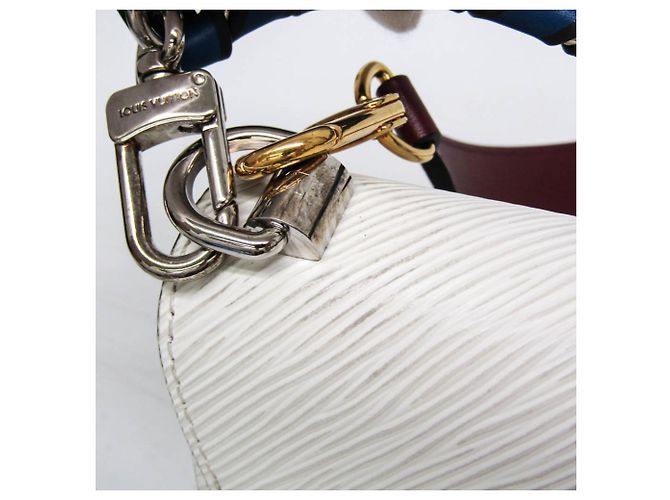 Bolso Louis Vuitton Epi Twist PM para mujer - vista 12