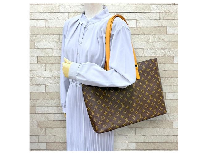 Sac Tote Louis Vuitton Luco Monogram - vue 2