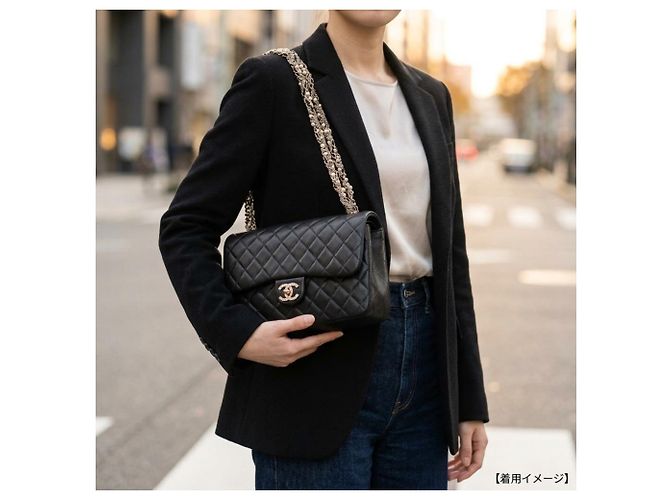 Borsa a tracolla Chanel Matelassé in pelle nera - vista 12