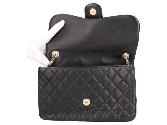Borsa a tracolla Chanel Matelassé in pelle nera - vista 9