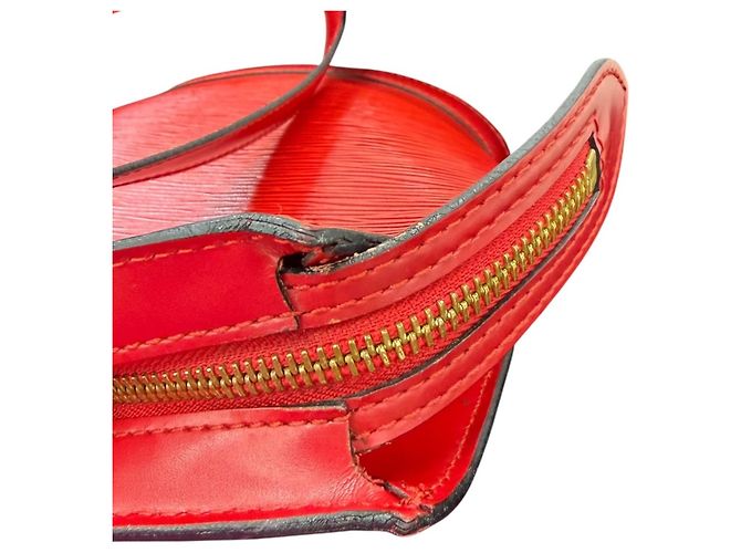 Bolsa de Ombro Louis Vuitton Saint Jacques em Couro Epi - vista 13