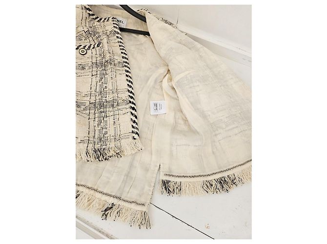 Chaqueta Chanel de tweed crema - vista 4