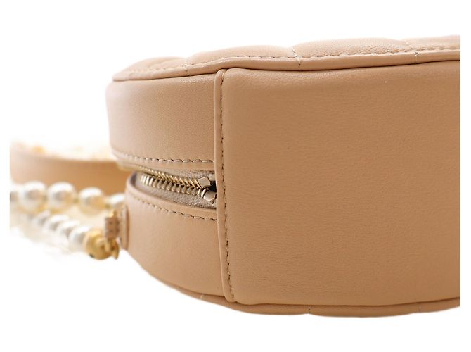 Chanel Beige Quilted Lambskin About Pearls Round Clutch with Chain - vista 14