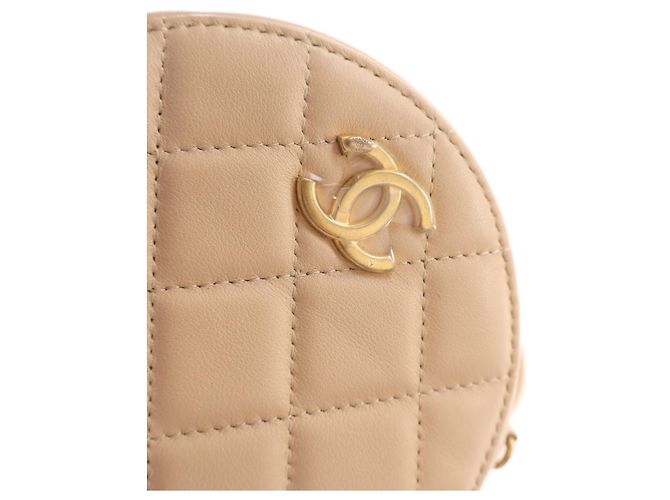 Chanel Beige Quilted Lambskin About Pearls Round Clutch with Chain - vista 8