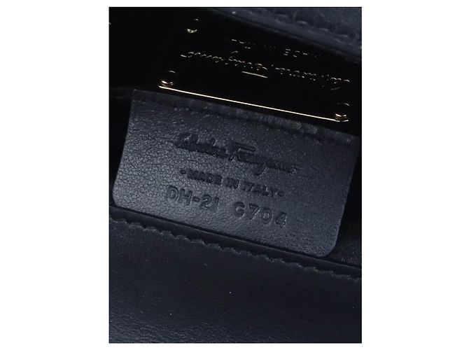 Salvatore Ferragamo Borsa a spalla Ferragamo Thalia in raso nero con paillettes e Gancini - vista 14