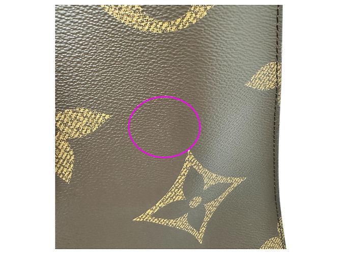 Louis Vuitton Monogram Giant Reverse Handbag - view 10