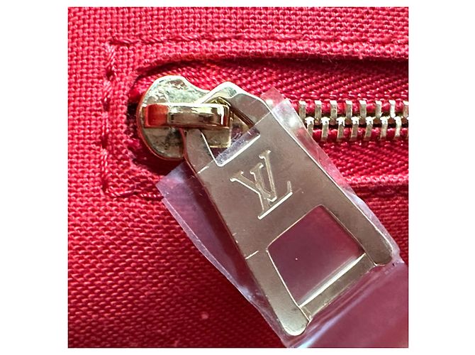 Louis Vuitton Monogram Giant Reverse Handbag - view 15
