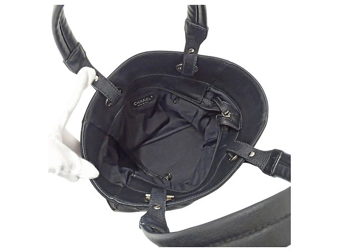 Bolso Tote Chanel de lona recubierta negra - vista 5