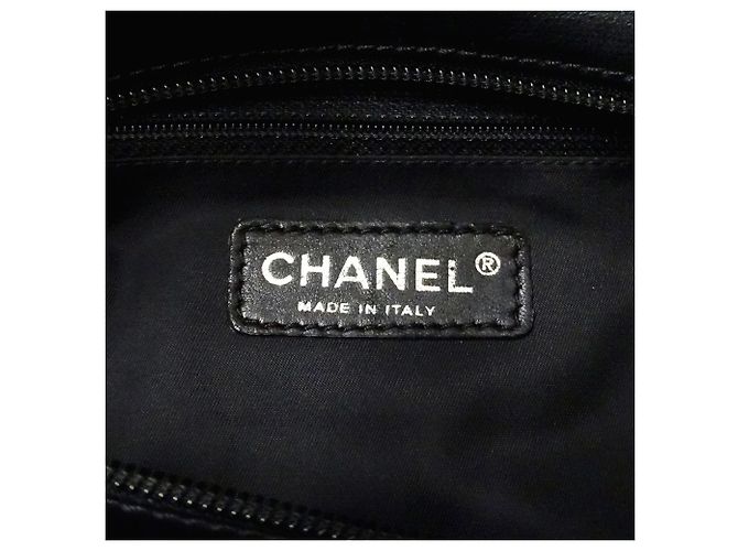 Bolso Tote Chanel de lona recubierta negra - vista 6