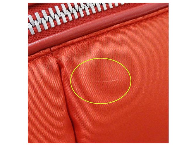 Borsa a mano Prada in nylon rosso - vista 10