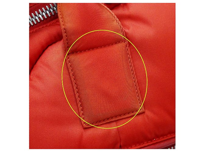 Borsa a mano Prada in nylon rosso - vista 12
