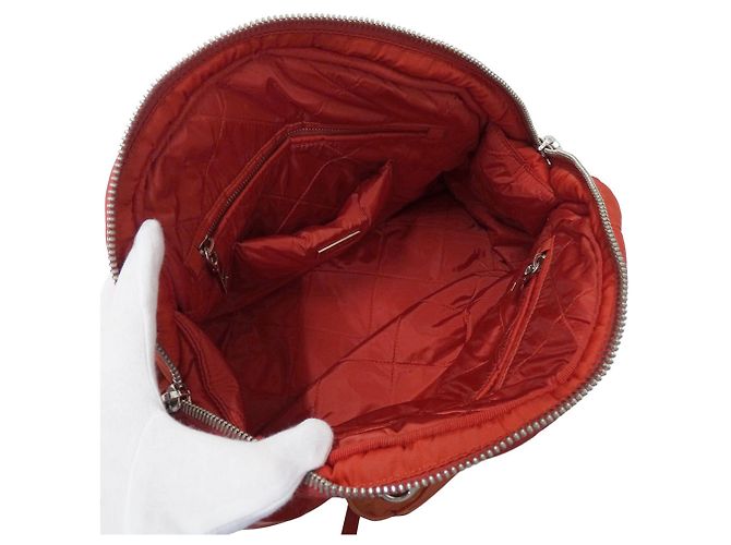 Borsa a mano Prada in nylon rosso - vista 8