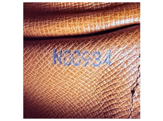 Borsa Louis Vuitton Monogram Papillon 30 - vista 12