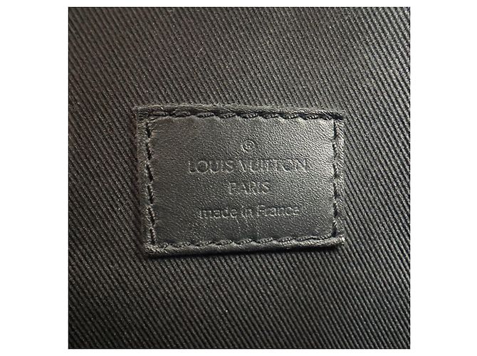 Bolsa de Ombro Louis Vuitton Monogram Macassar - vista 12