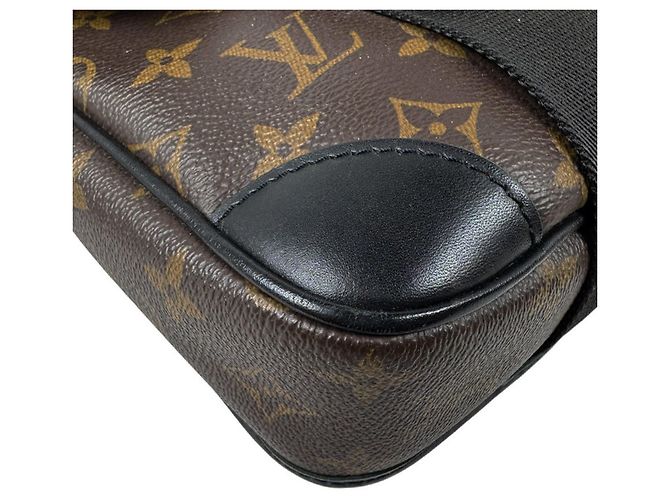 Bolsa de Ombro Louis Vuitton Monogram Macassar - vista 9