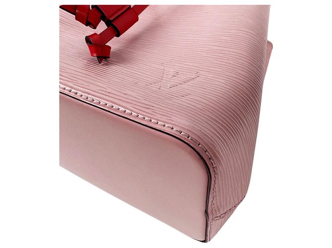 Néonoé Bolso Louis Vuitton Epi Neo Noe BB - vista 8