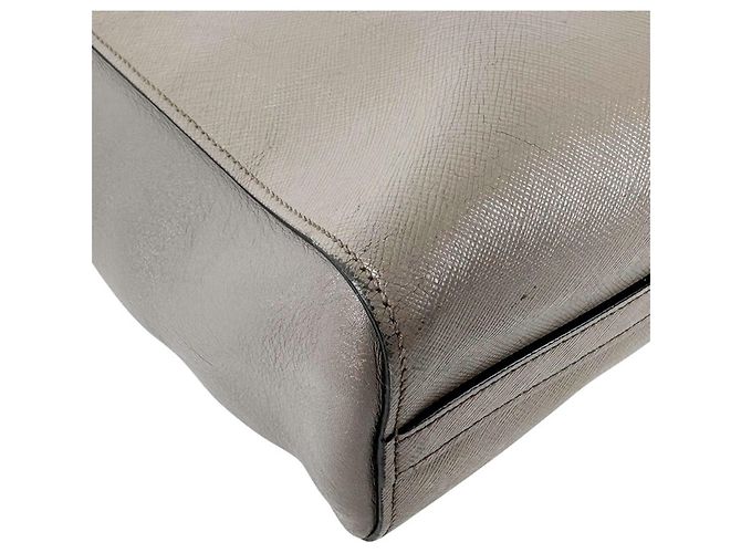 Borsa a mano Prada in pelle Greige - vista 9
