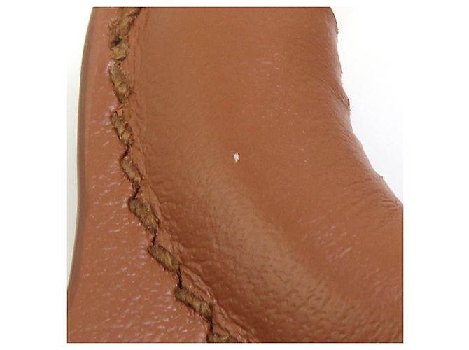 Portachiavi Prada Charm in pelle marrone e metallo dorato - vista 7