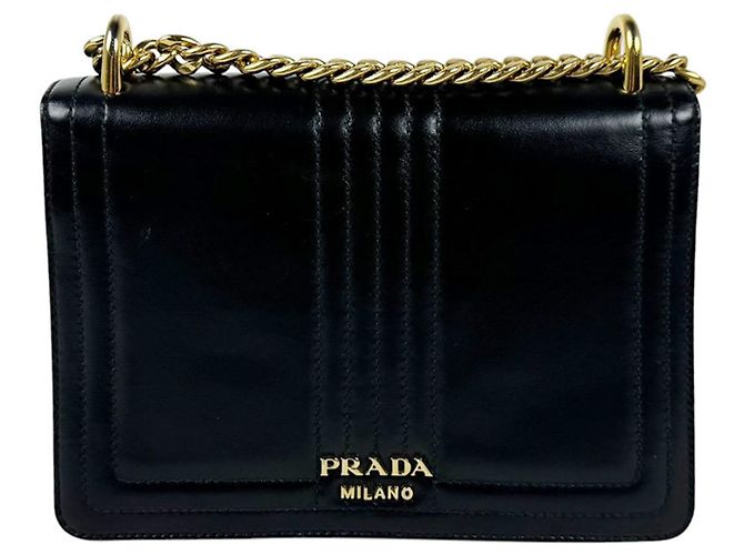Prada Schultertasche aus schwarzem Leder - Ansicht 3
