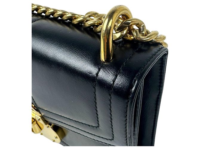 Prada Schultertasche aus schwarzem Leder - Ansicht 6