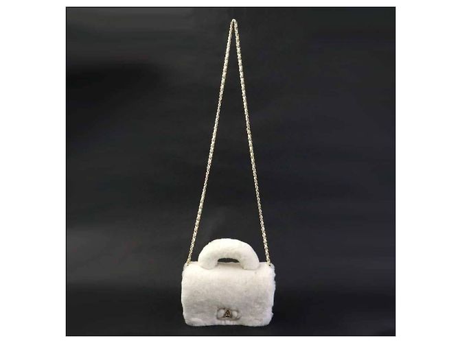 Bolsa de mão Chanel em couro e pele Off-White - vista 17