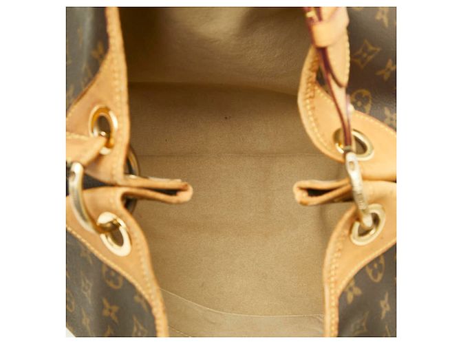 Bolso Louis Vuitton Monogram Galliera GM One-Shoulder Bag - vista 9