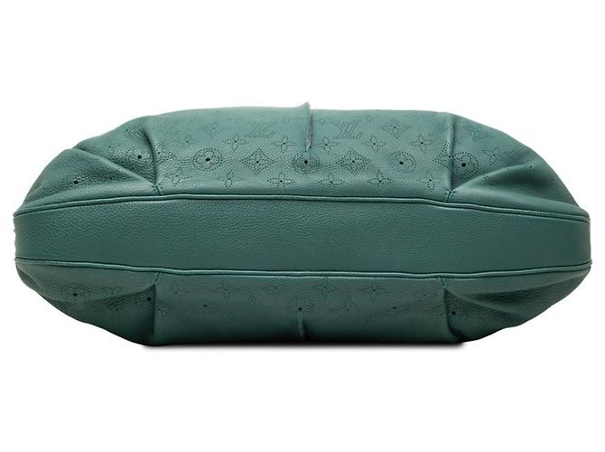 Sac à main Louis Vuitton Monogram Mahina Selene MM - vue 3