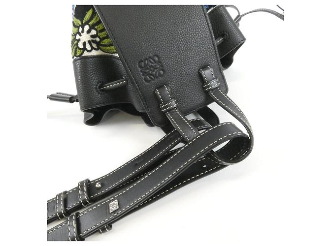 Borsa a tracolla Loewe Hammock Drawstring Mini in vitello e tela - vista 7